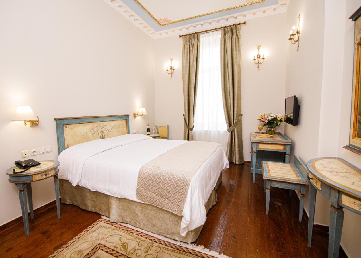 Palaiologos Luxury City Hotel 파트라 외부 사진